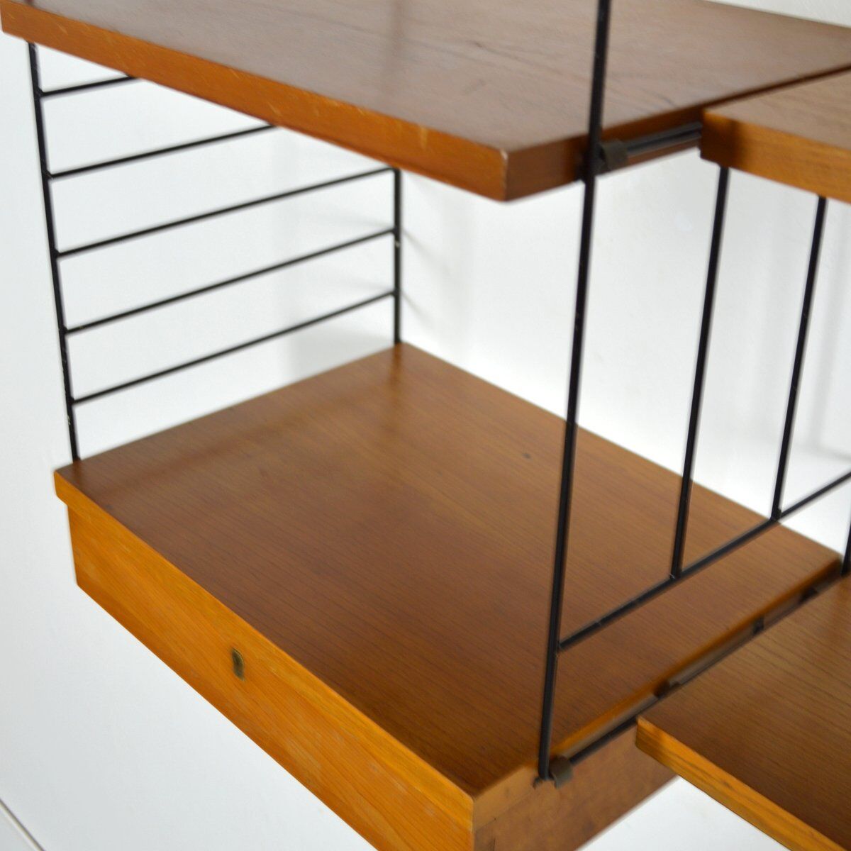 Shelf String by Nisse Strinning 1960 vintage