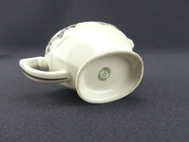 Art Deco tête-à-tête in Limoges porcelain by Legrand