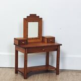 Pichepin doll dressing table