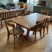 6 chaises de Guillerme et Chambron