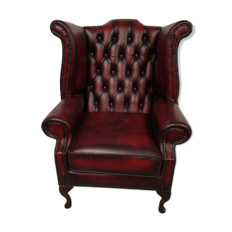 Burgundy chesterfield chair