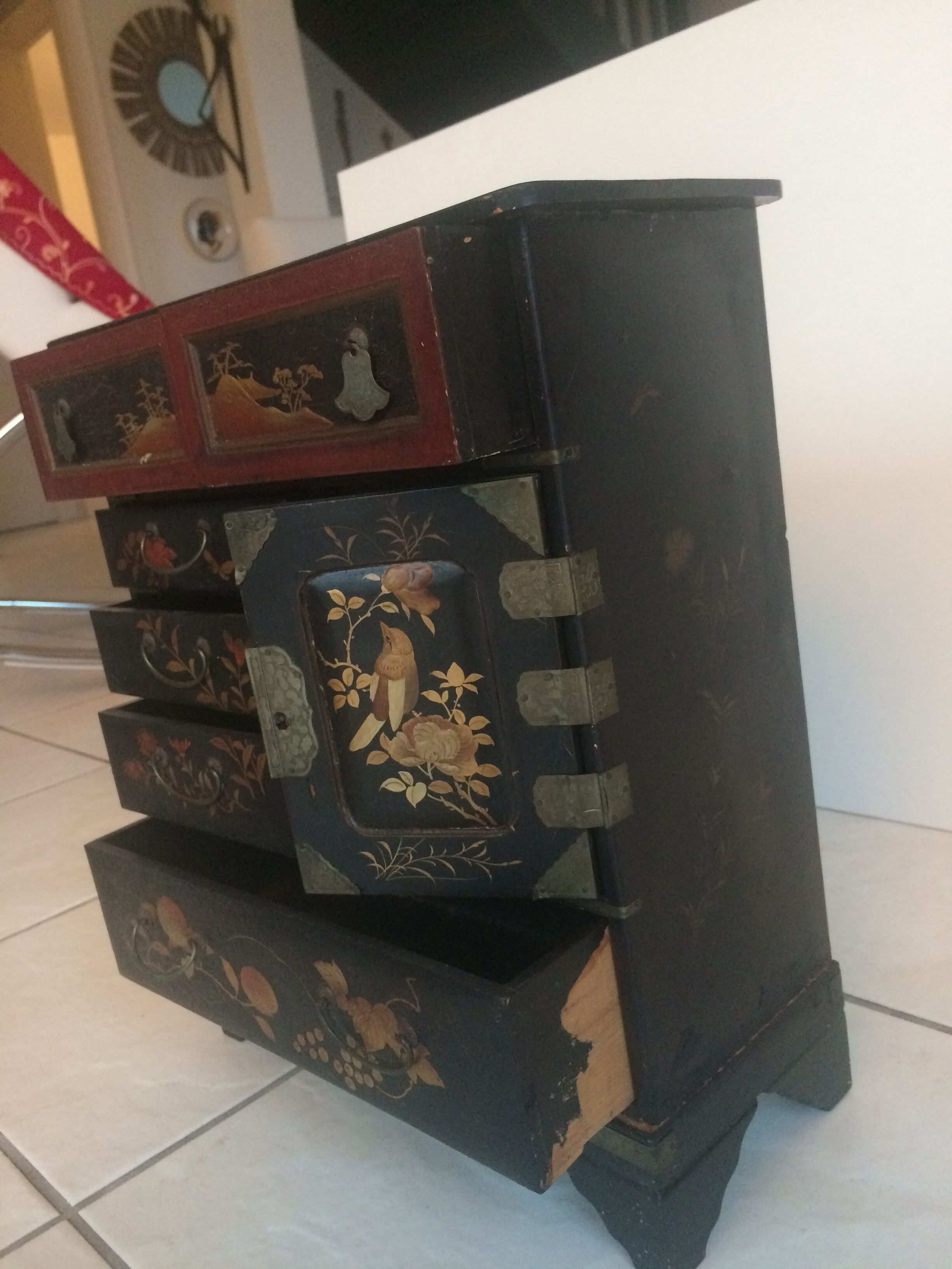Indo-Chinese Cabinet of the 1950s