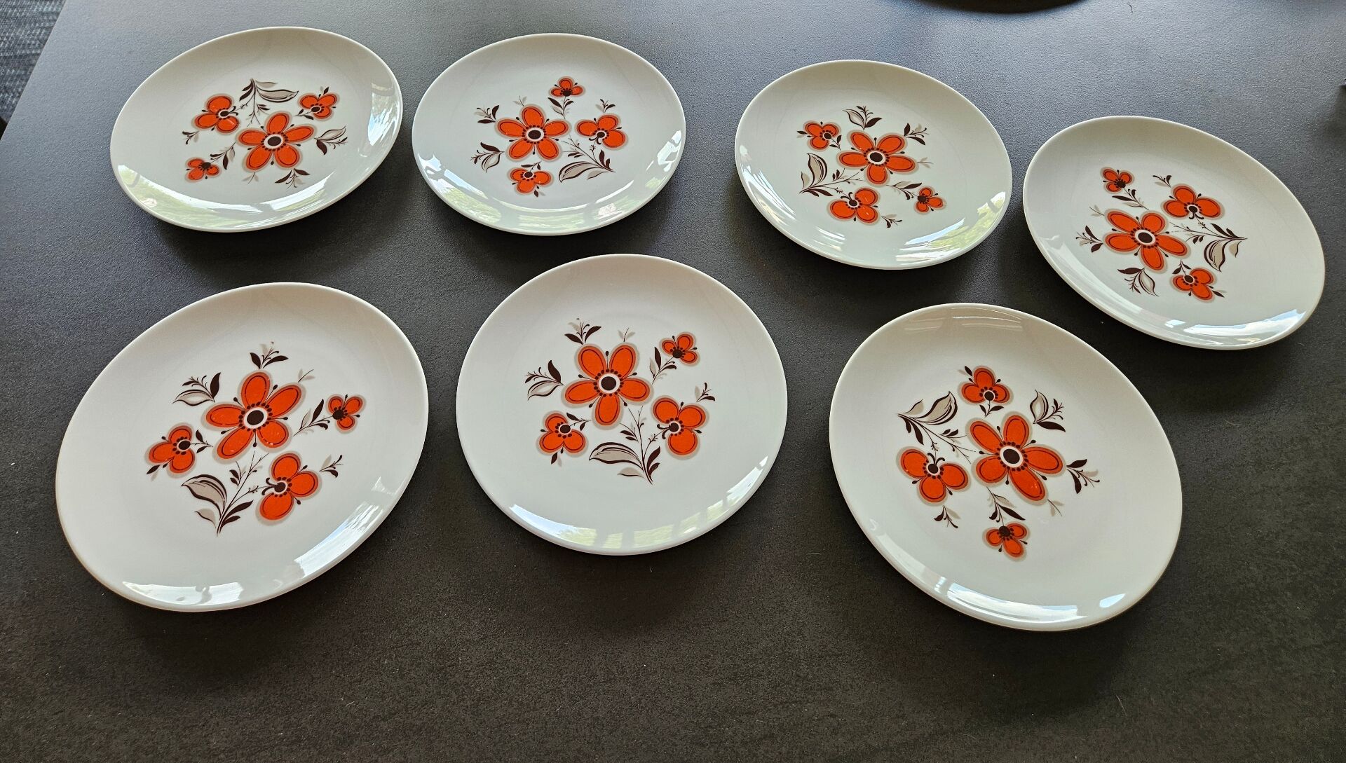 7 dessert plates Bavaria 70s