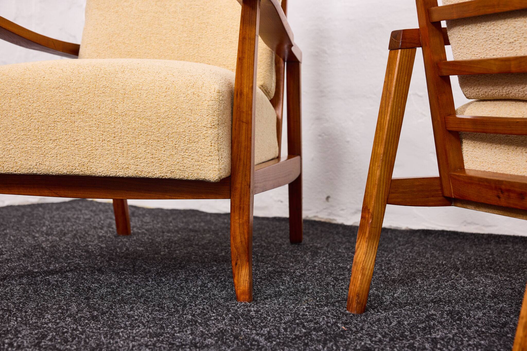 Mid-century armchairs – Attributed to Károly Nagy, Hungary, 1940s