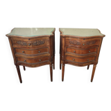Paire de commodes arbalètes en noyer