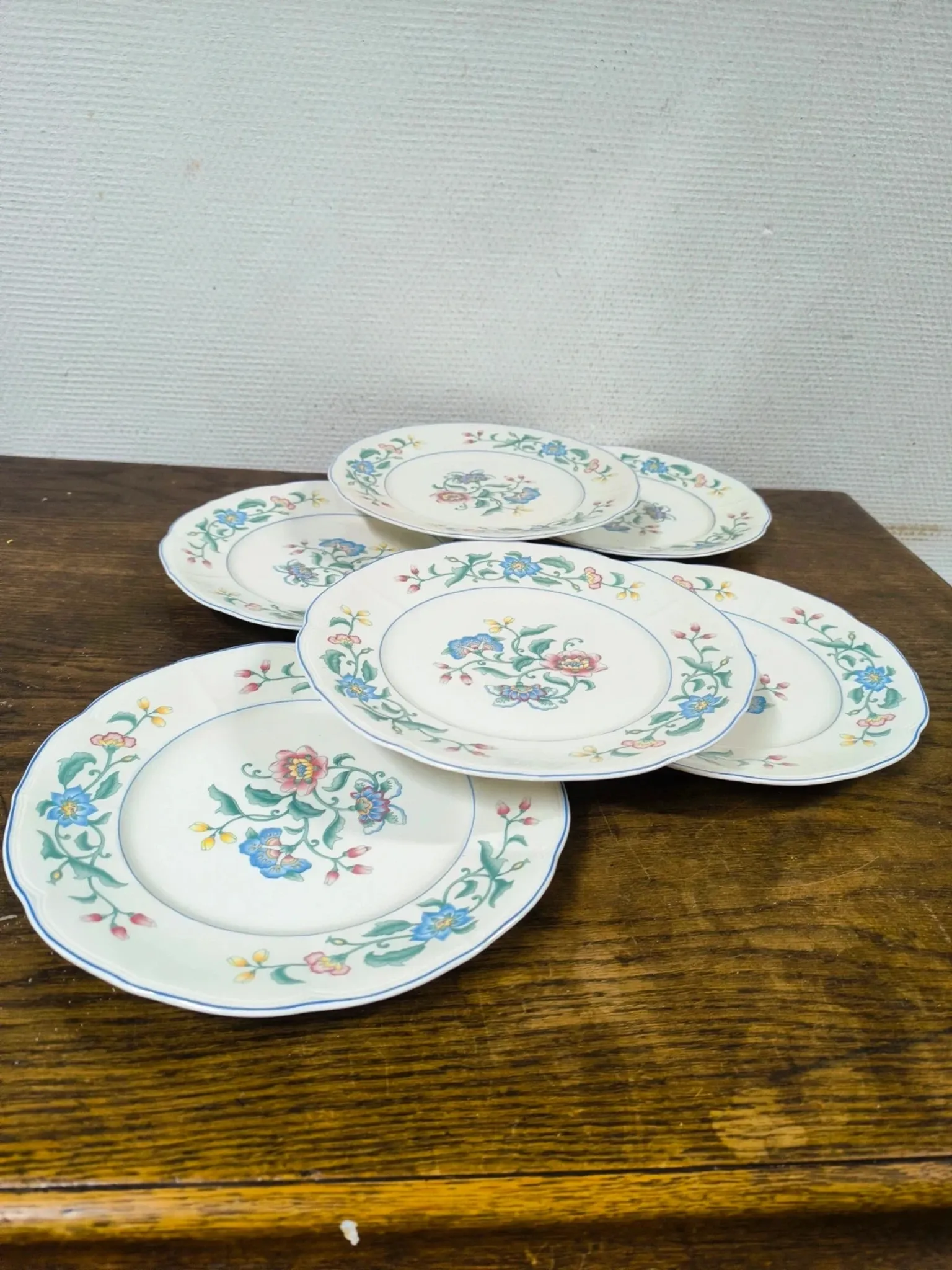 Set of 6 Large Flat Plates Villeroy & Boch "Delia" Vintage 26.5cm