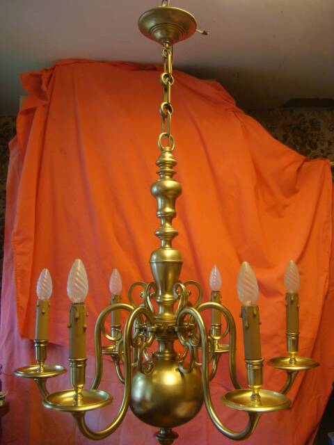 Dutch chandelier in solid bronze with 6 light arms, early 20th century.