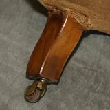 Victorian Chesterfield canapé in hand-dyed serpentine leather.