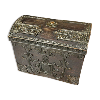 Wooden chest