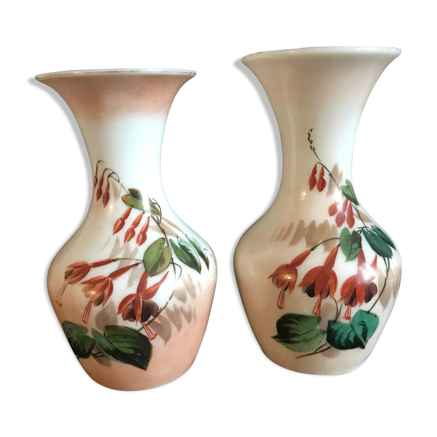 Ancient pair of vases from the early 20th