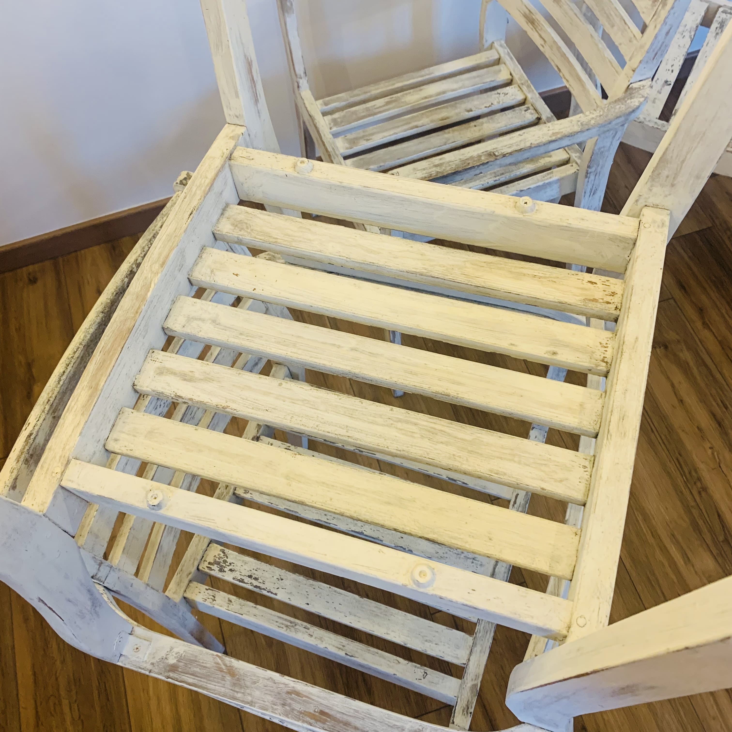 Ensemble de 4 chaises en bois