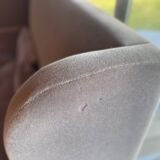 Corner bench