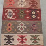 Kilim rug in jute and cotton. 125cm x 195cm
