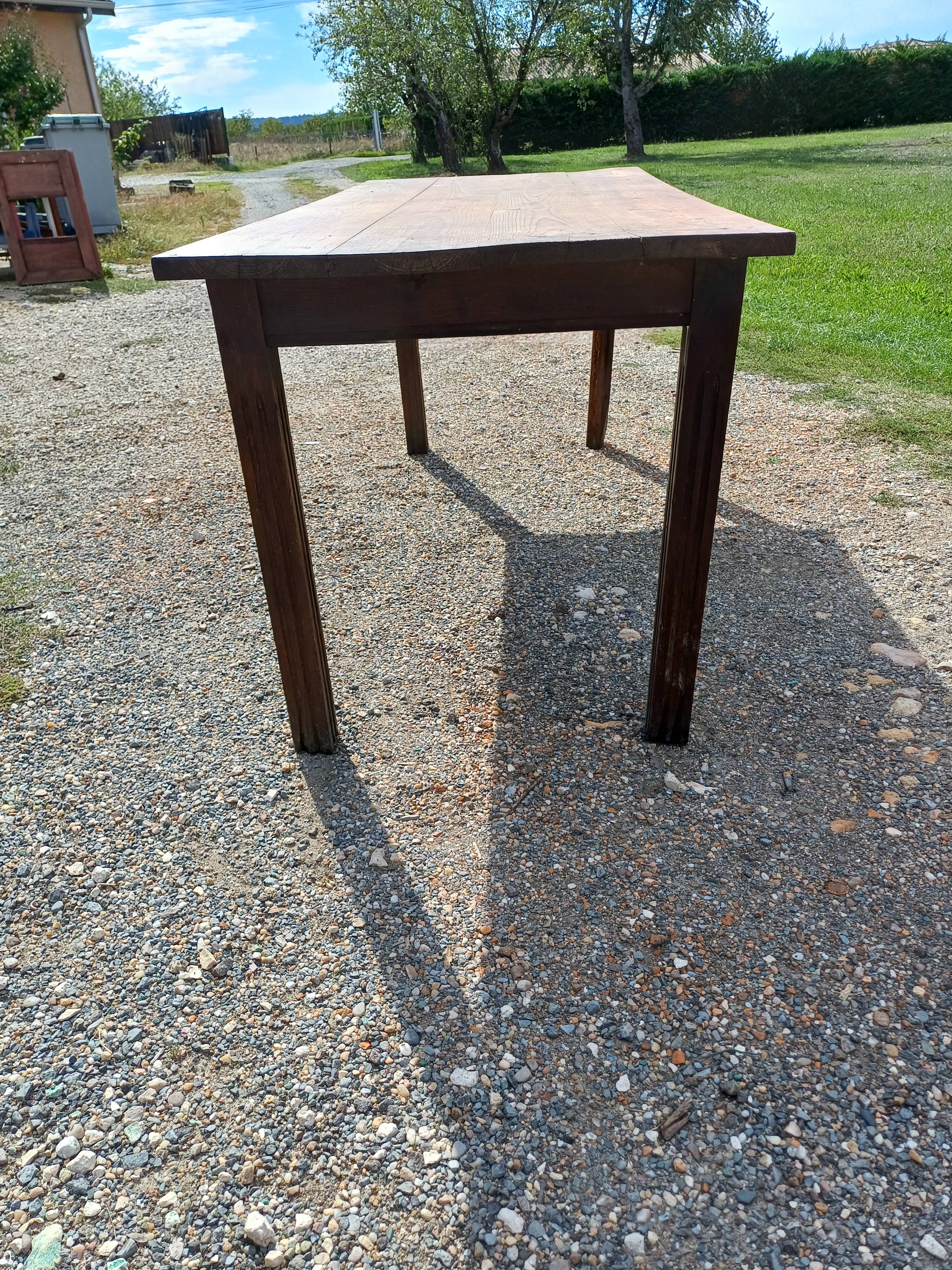 Pine farm table