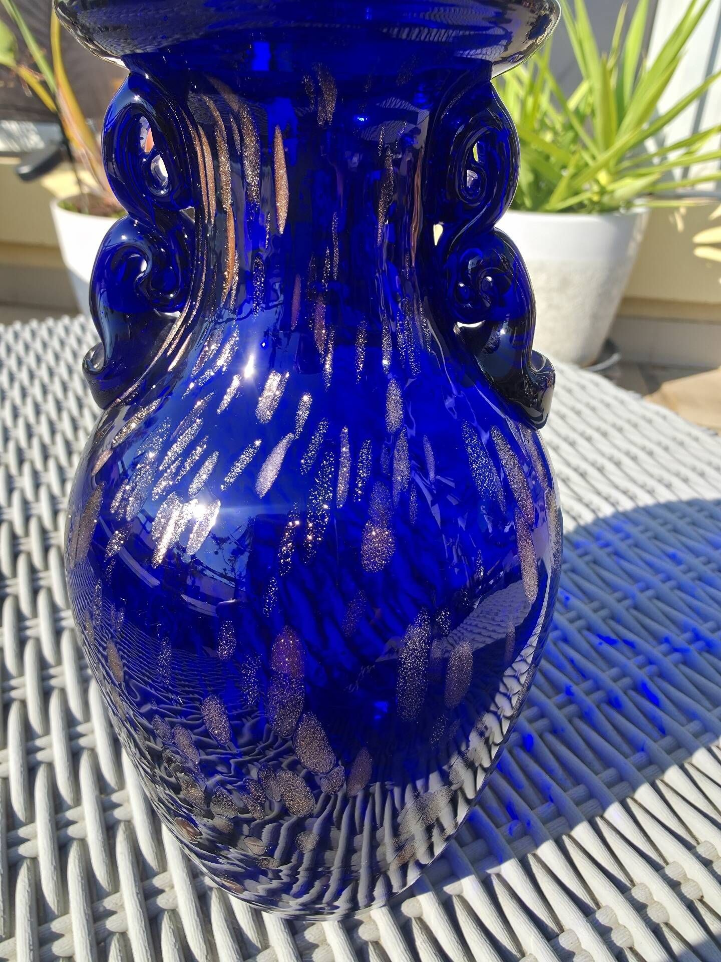 Vase Amphore Murano Vintage – Bleu Cobalt & Inclusions d’Or – 1970