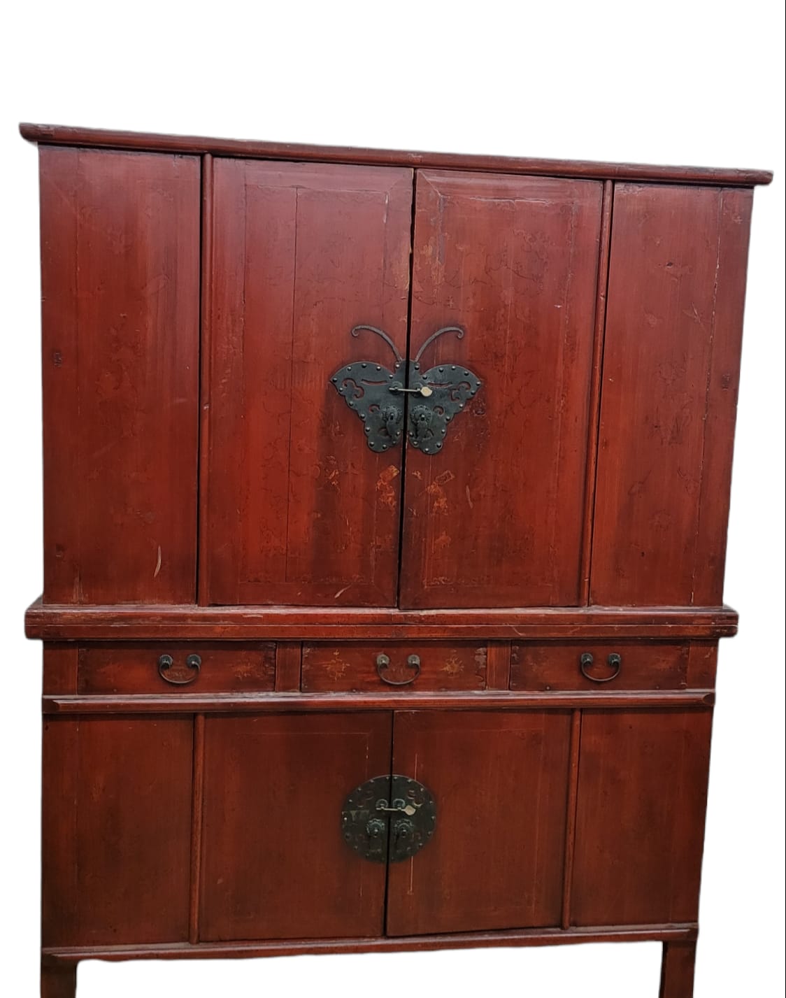 Asian wardrobe