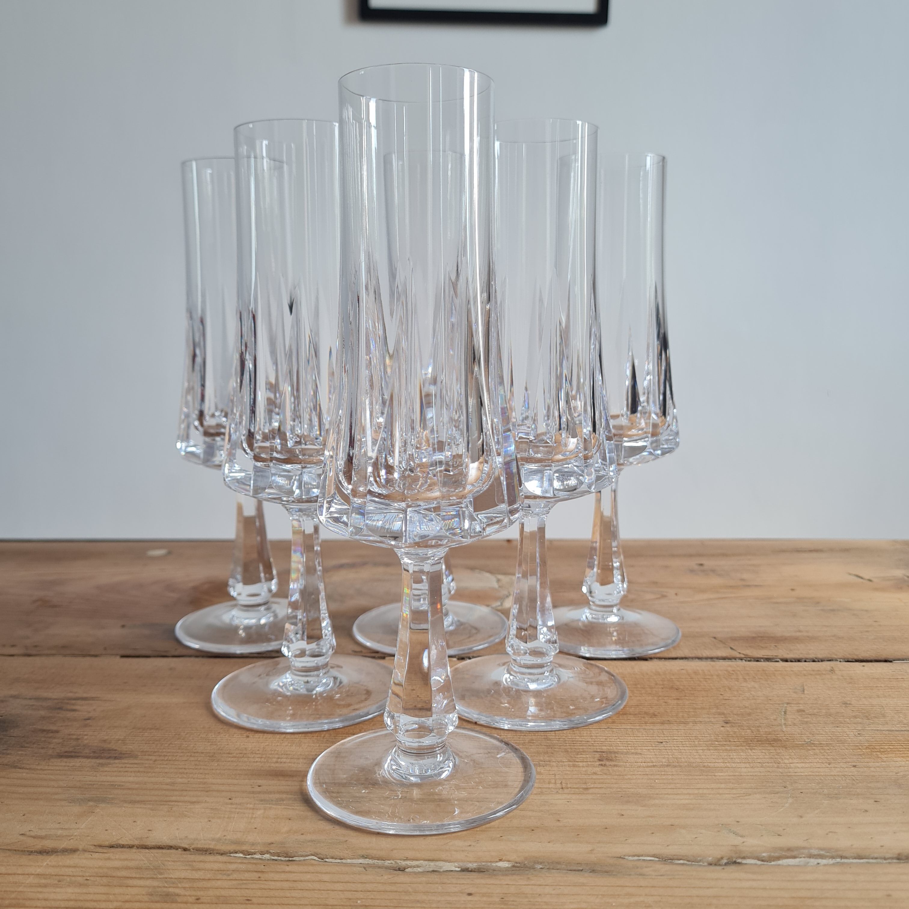 Service of 6 vintage crystal champagne flutes