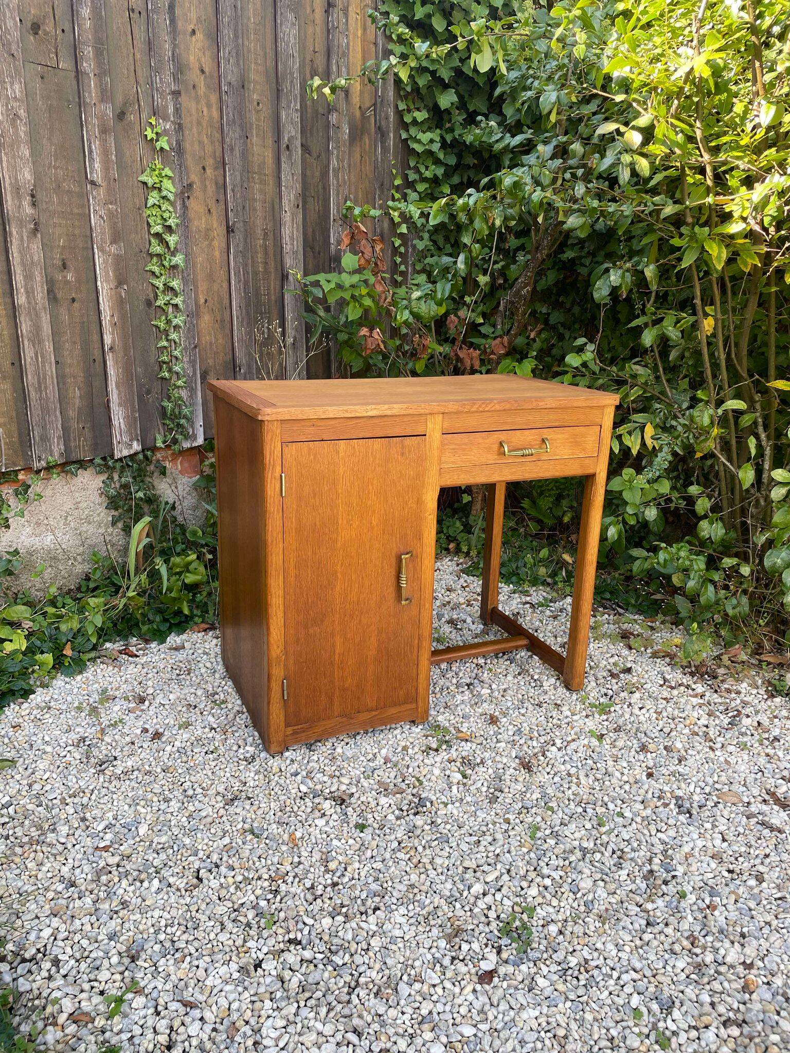 Oak desk