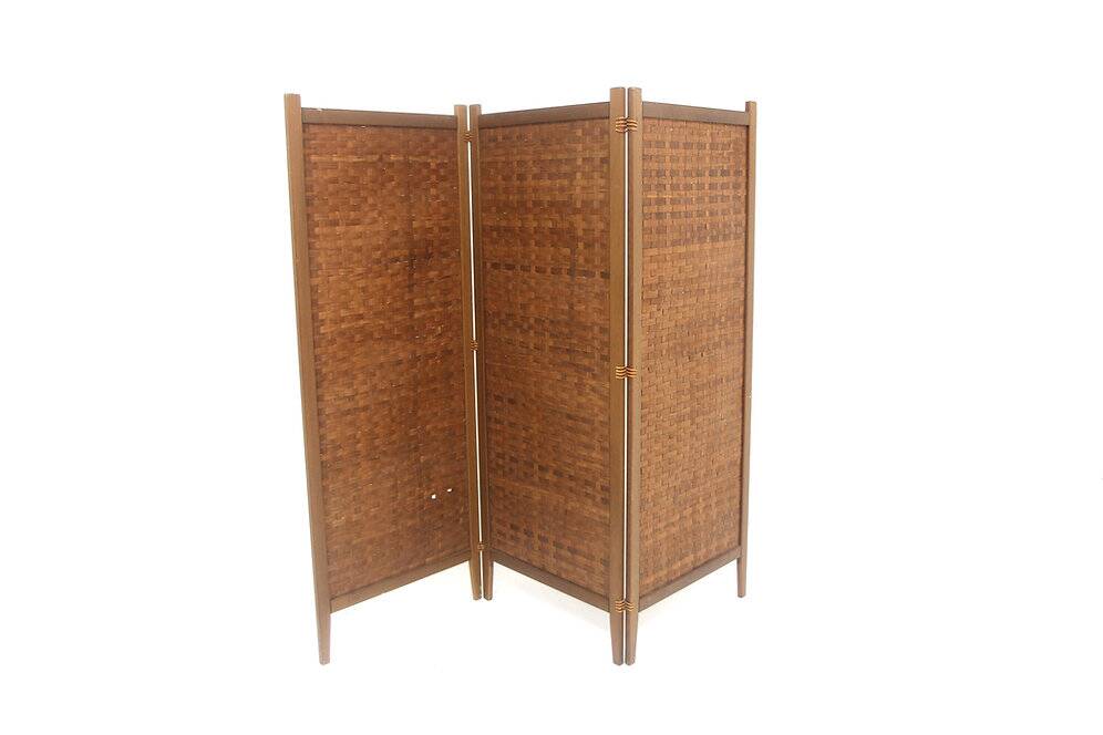 Screen in pine, oak and leather, "Spåna", Alberts Möbelfabriker, Sweden, 1970
