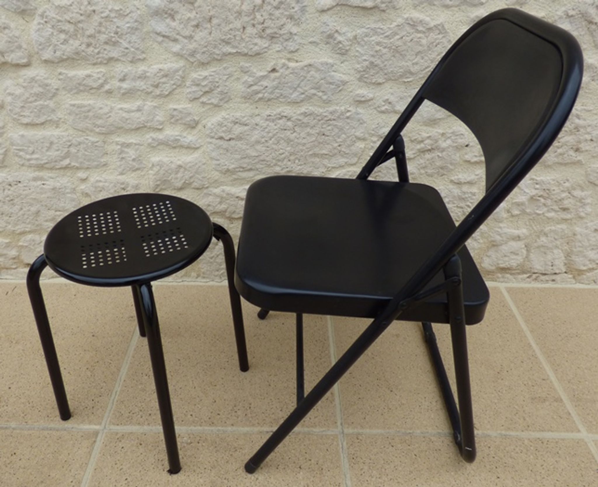 Black metal chair and stool set