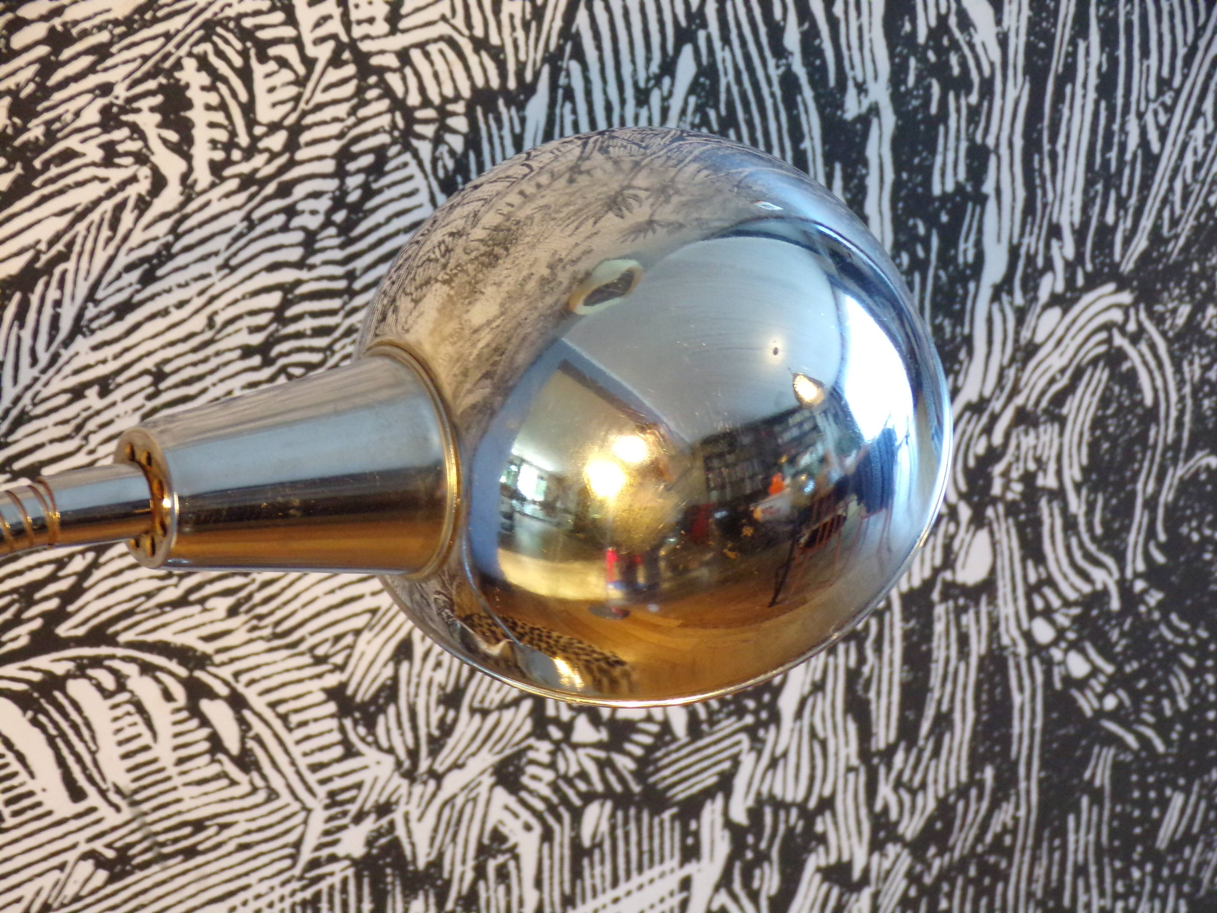 Articulated Elau workshop lamp