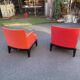 Paires des fauteuils rouge. 
