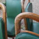 Série 6 chaises simili cuir vert 1950
