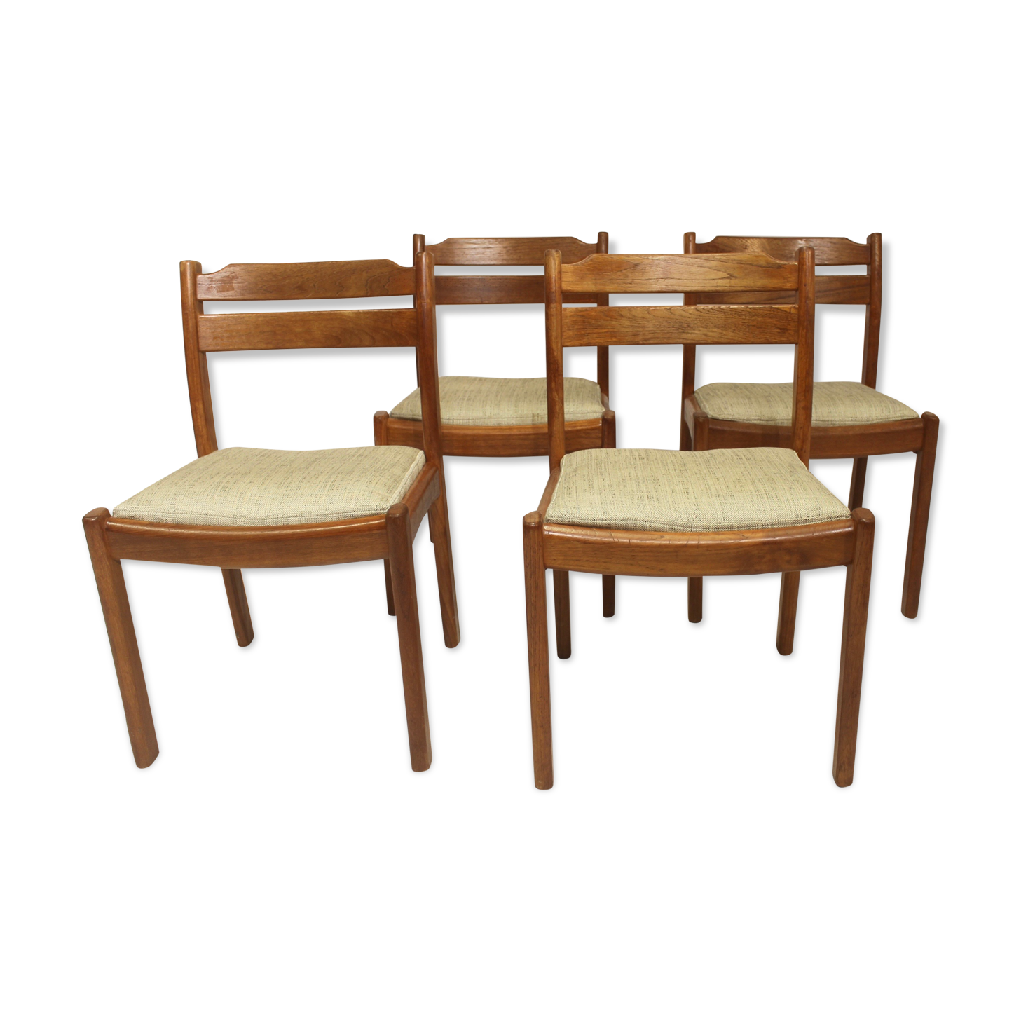 Set of 4 chairs dyrlund year 60 in teak