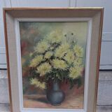 Table of yellow chrysanthemums