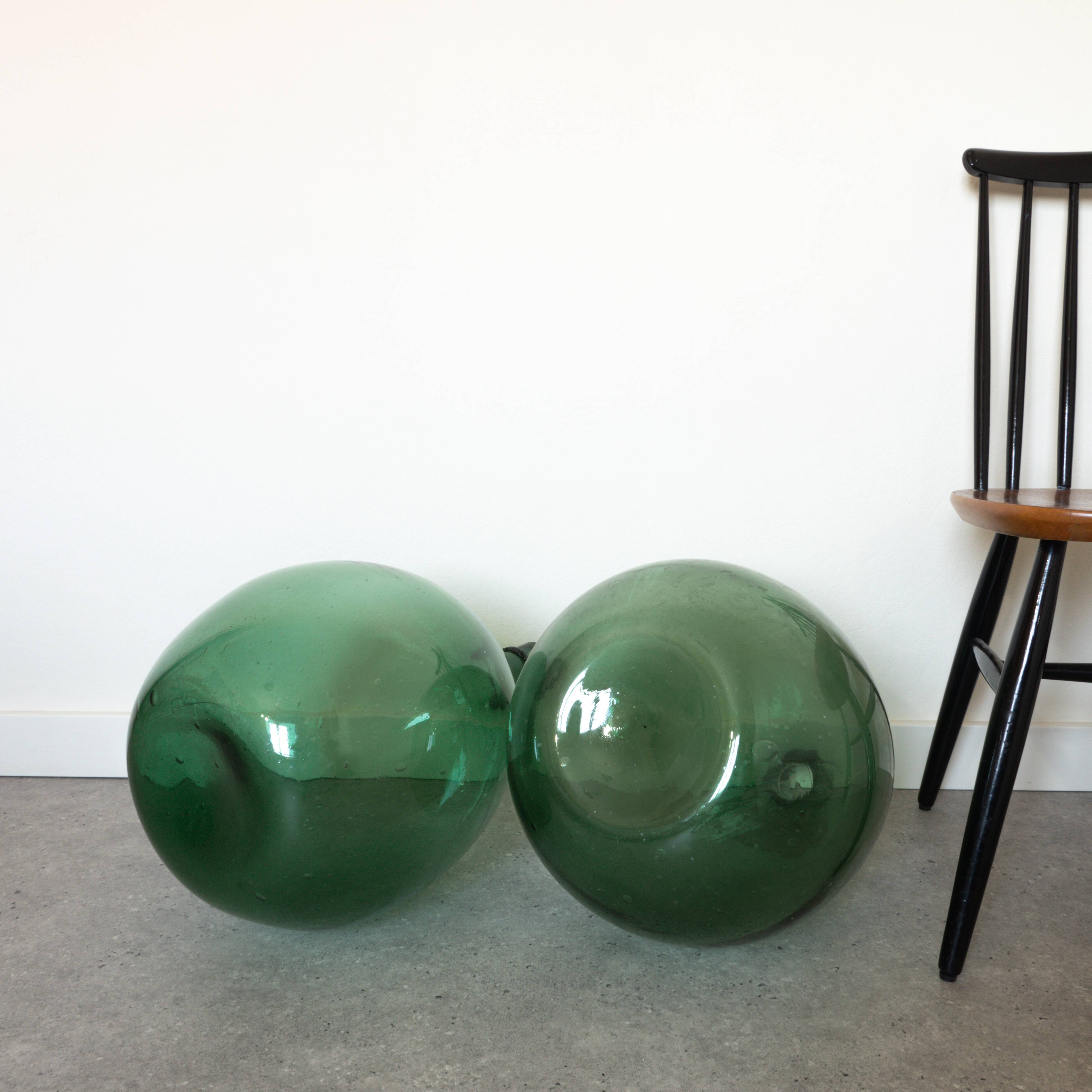 Pair of demijohns of 30 L