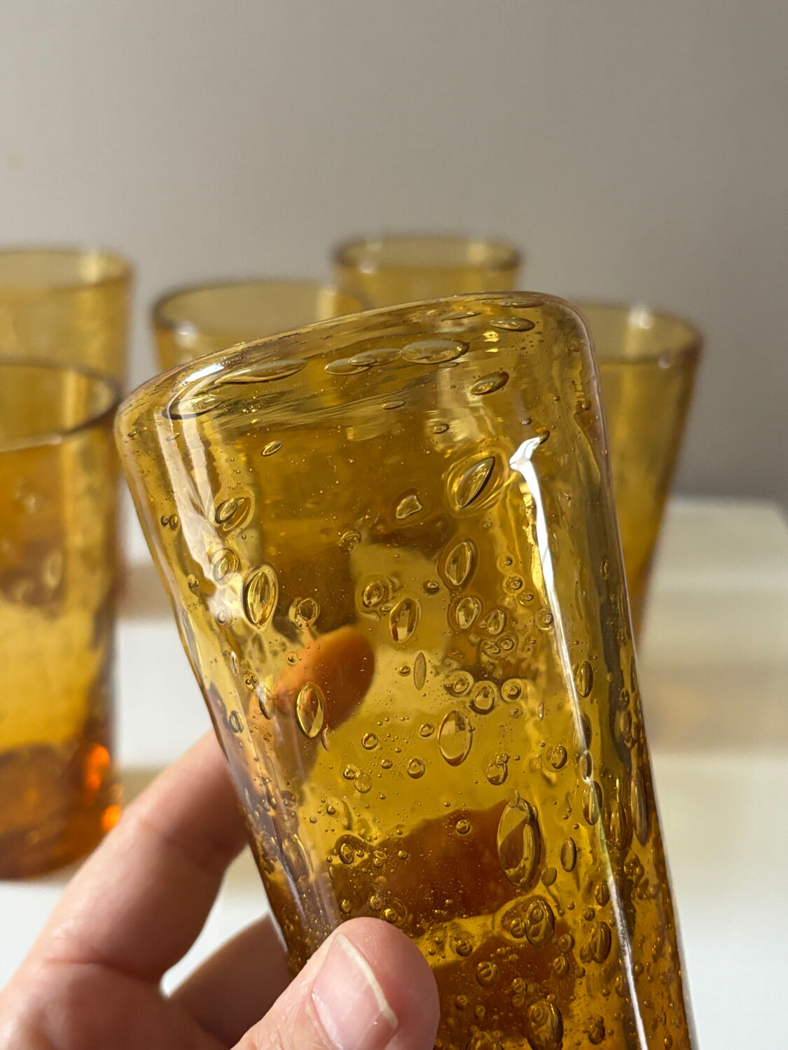 Verres ambrés bullés Biot