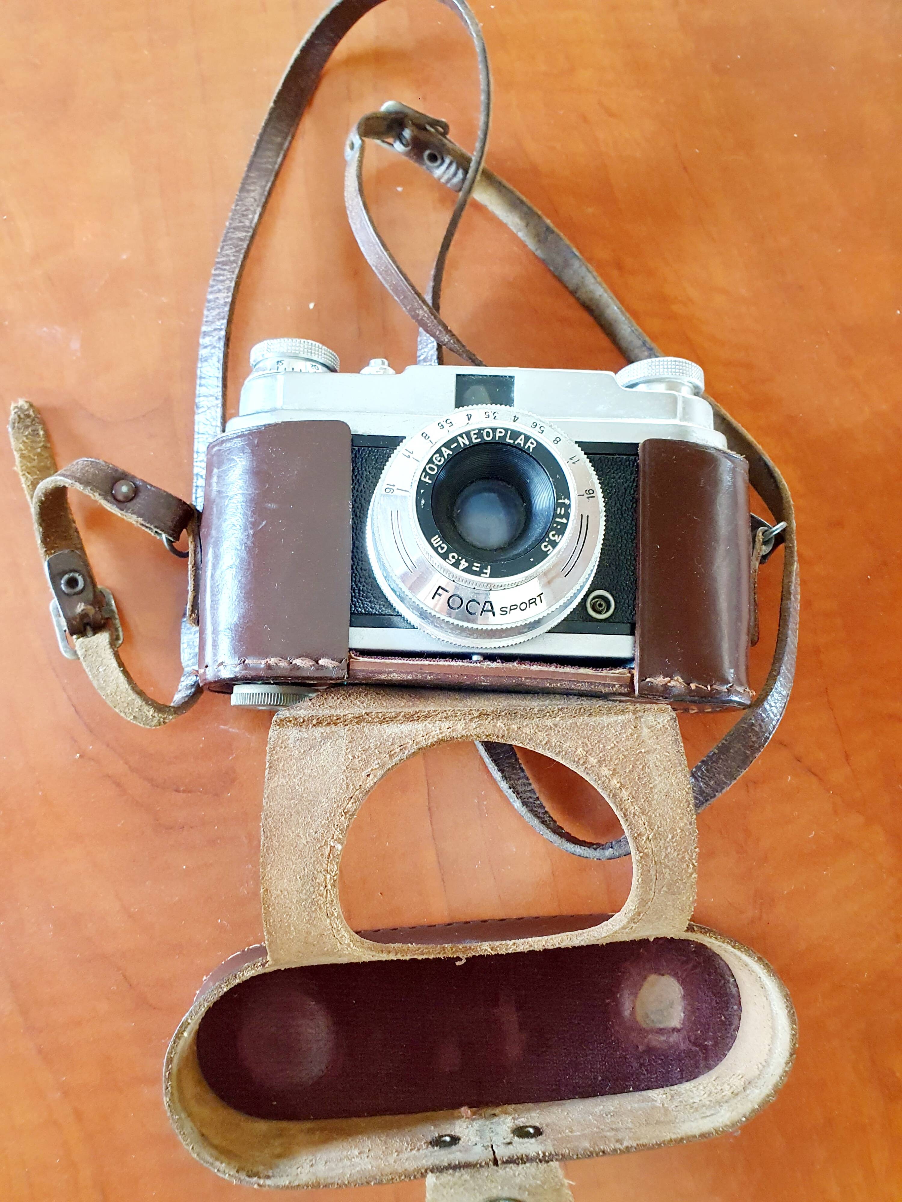 24-36 Foca Sport film camera