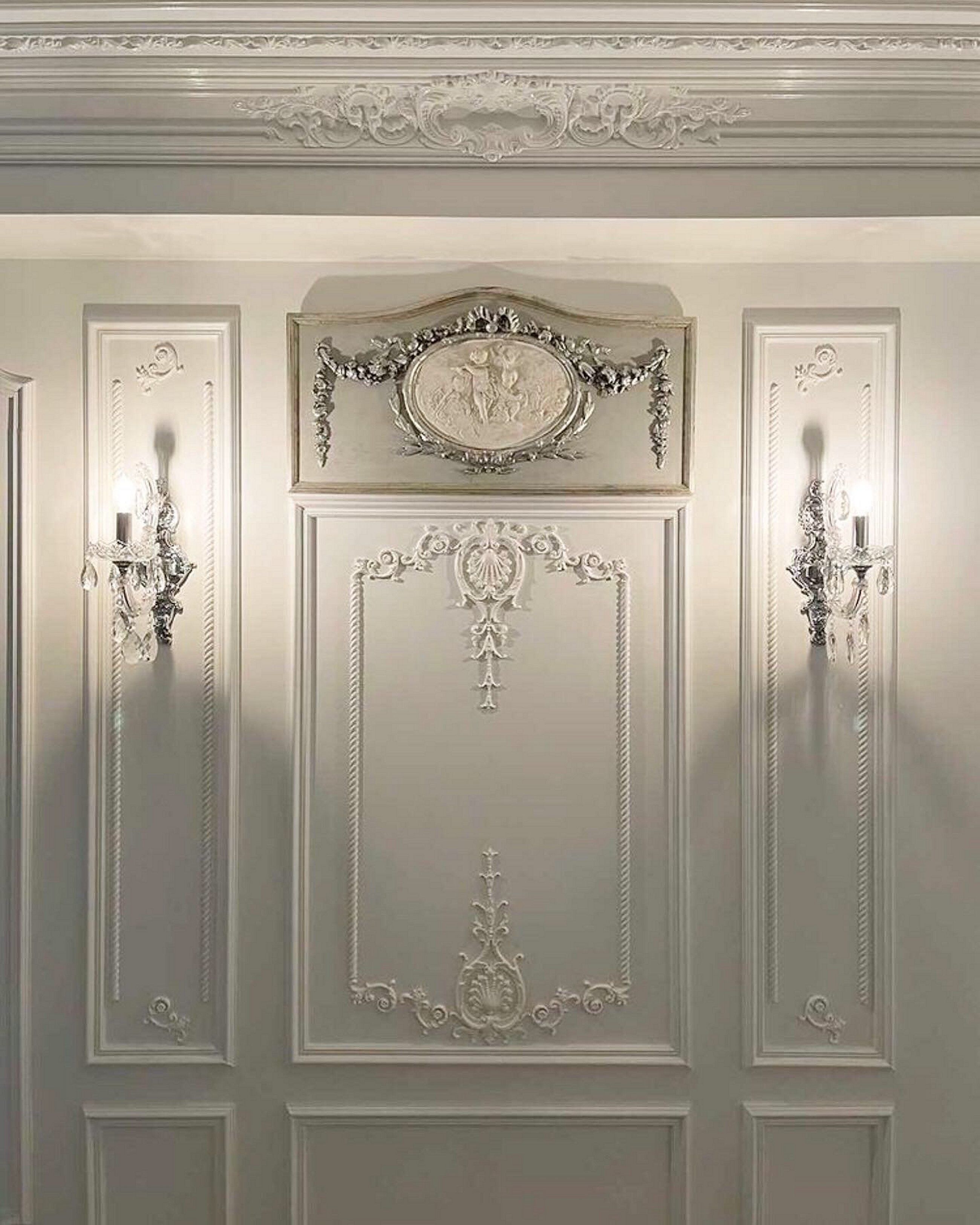 Top of door decorative paneau gilded wood