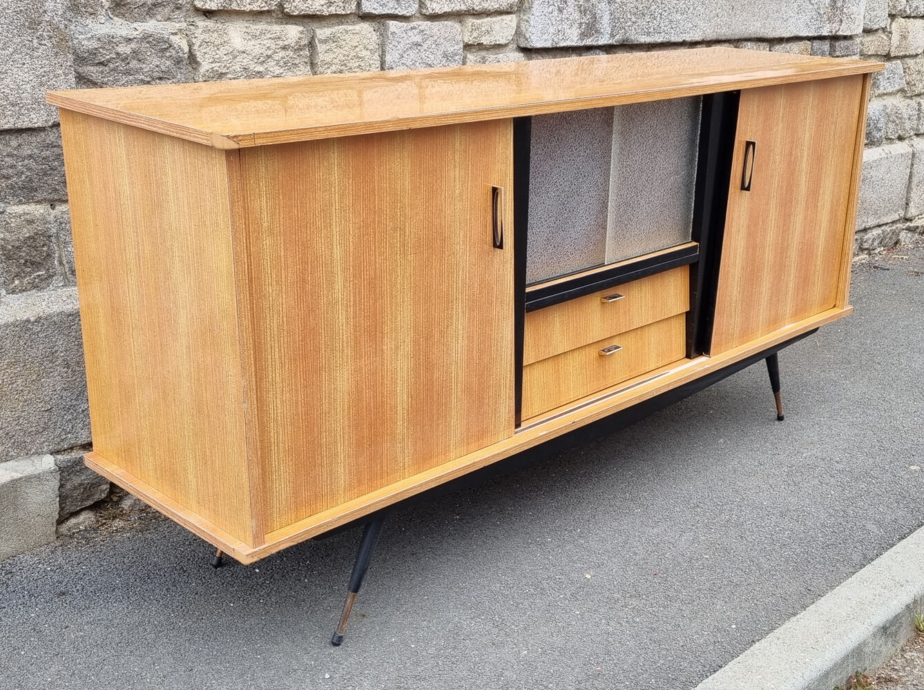 Low buffet in a formica rockabilly, vintage, 50s