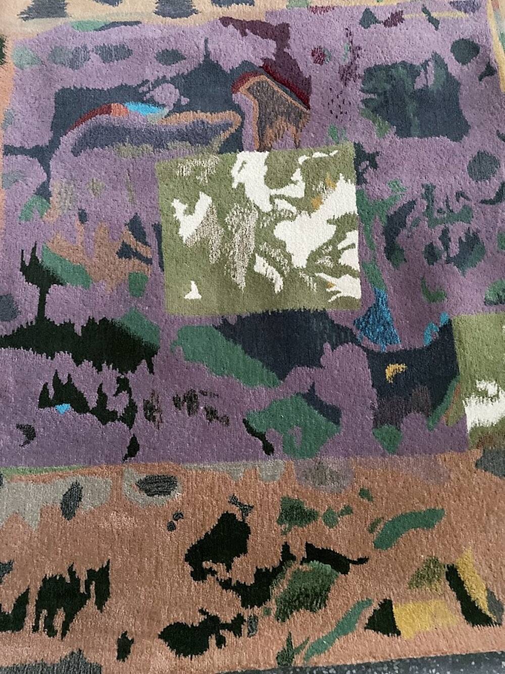"Claire" Hand Tufted Rug by Tisca Switzerland 1980-1990s