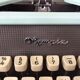 Machine a écrire Olympia en metal bleue vintage 1960