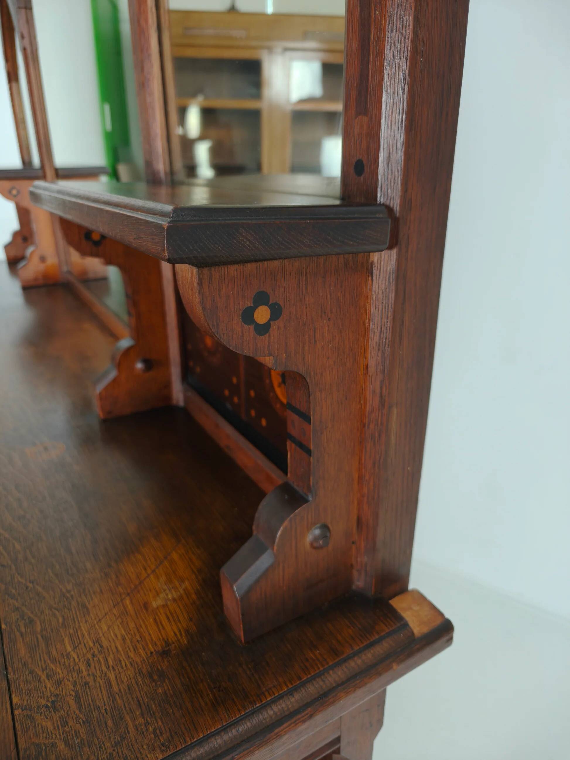 Buffet Arts & Crafts anglais en chêne du XIXe siècle par Pratt & Prince