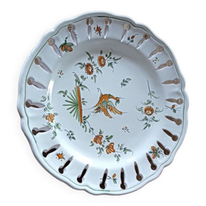 Assiette Vieux moustiers