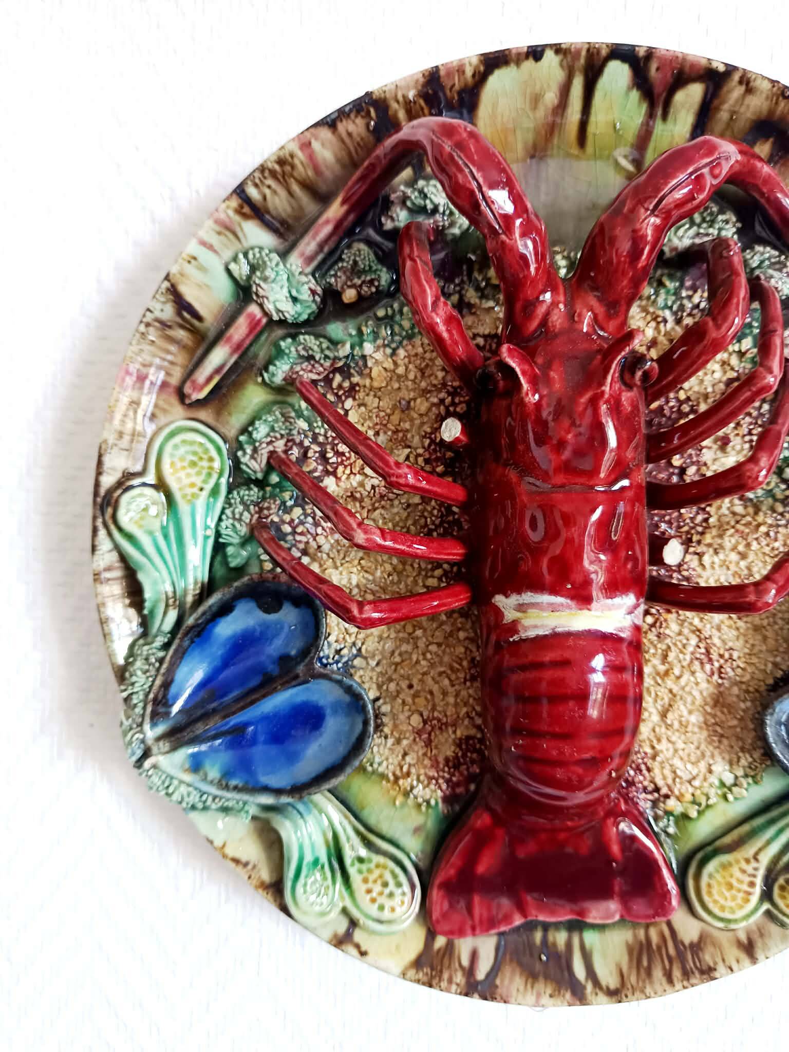 Lobster plate Palissy ceramic
