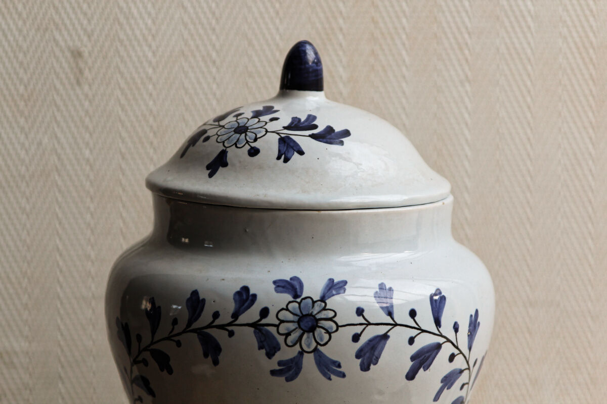 Important medicine jar signed