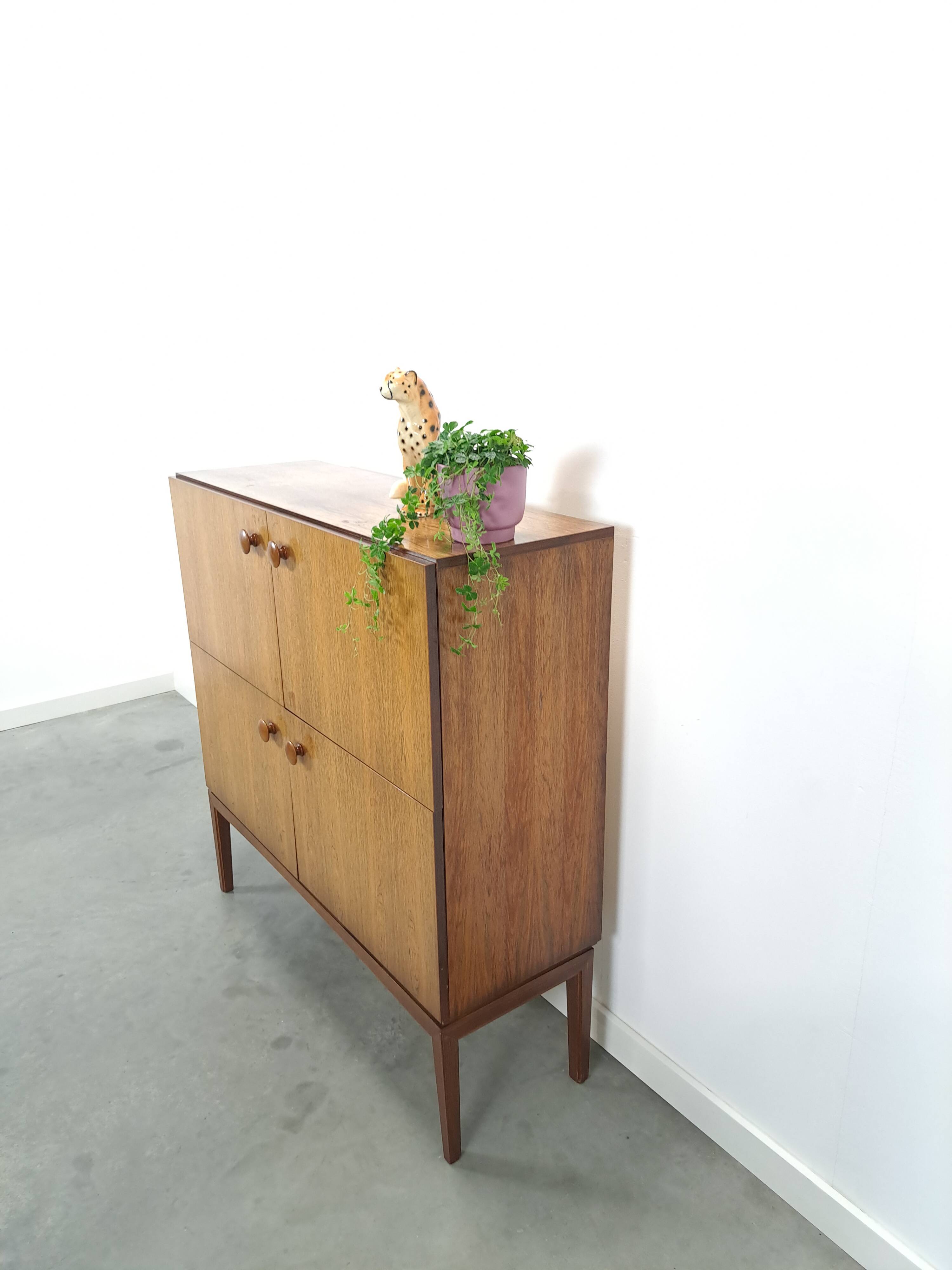 Palissander fineer Palette Möbel kast met 4 vakken en ronde grepen