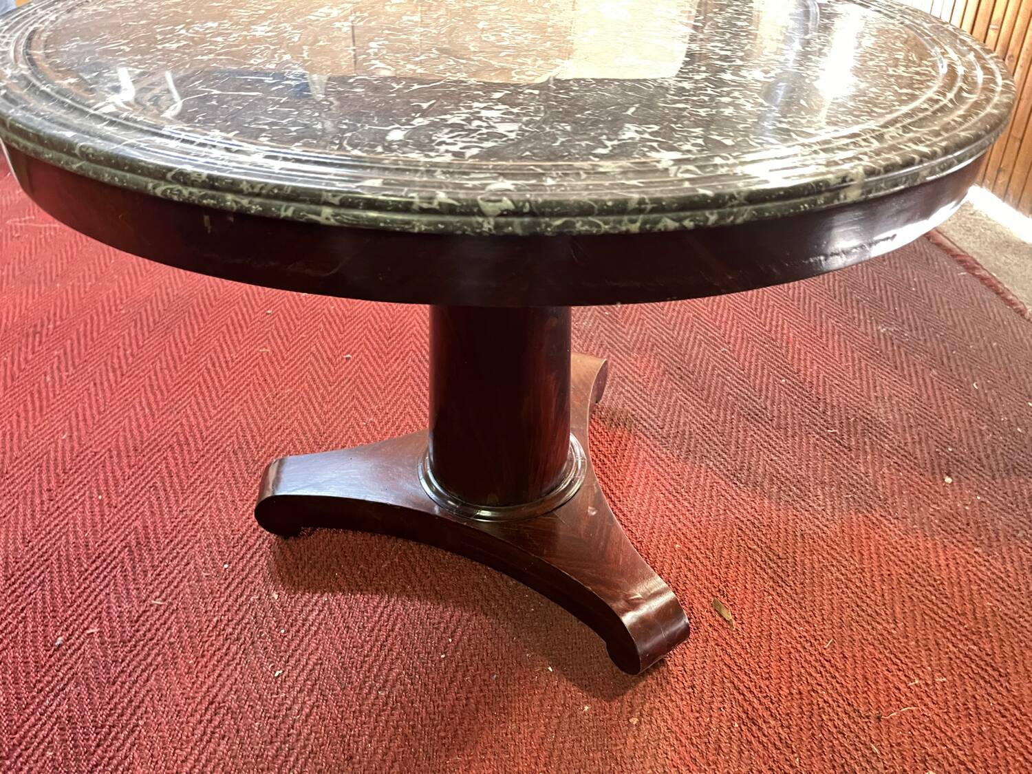 Empire pedestal table
