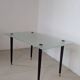 Table basse vintage en bois, verre et laiton