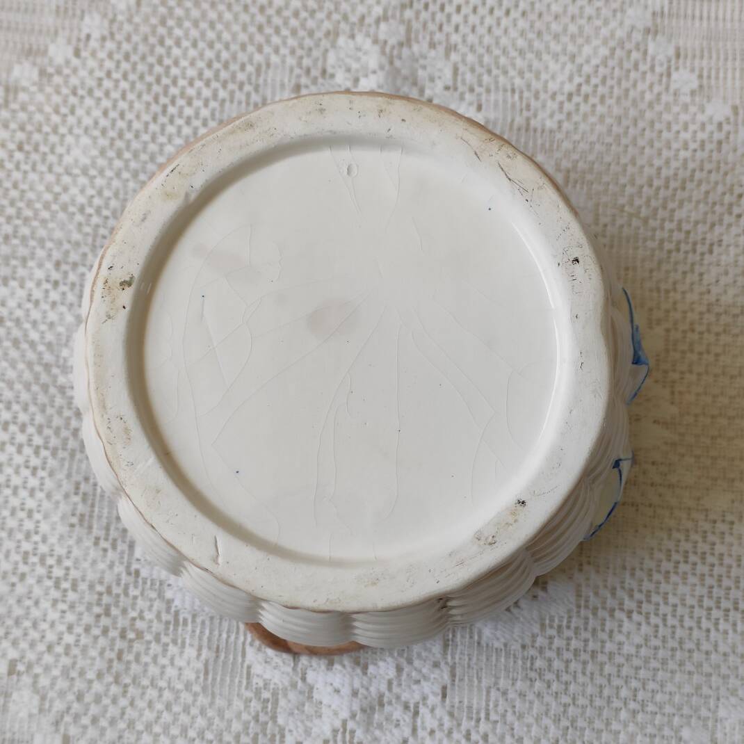 Slush pot basket of apples