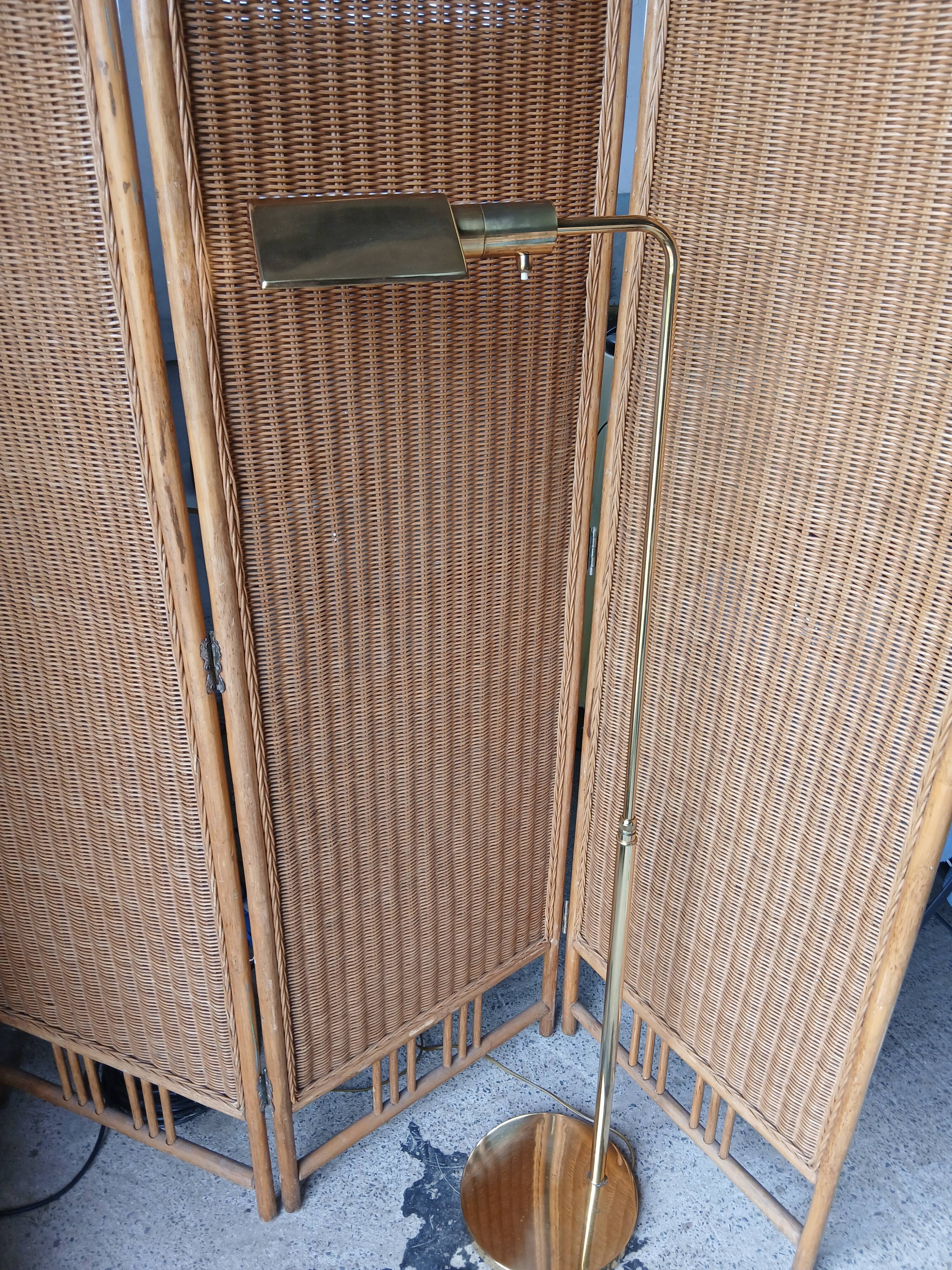 Lampadaire doré