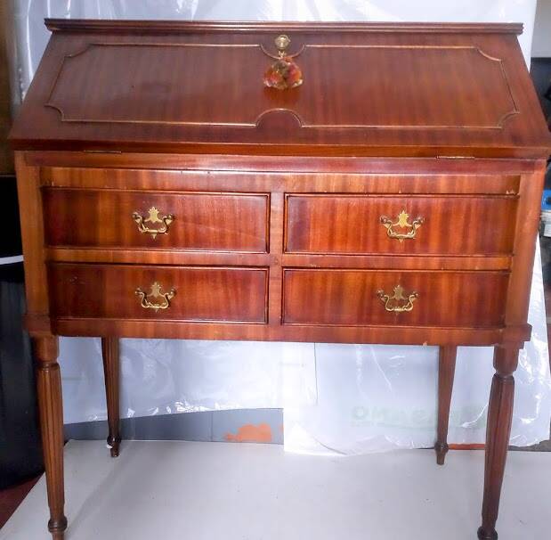 Louis XV mahogany shipowner's desk, 18th century