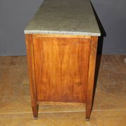 Commode Directoire en Noyer fin XVIII