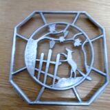 Underaplate art deco aluminum
