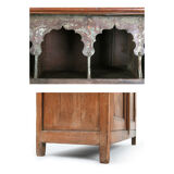 Wooden glass-enclosed china buffte