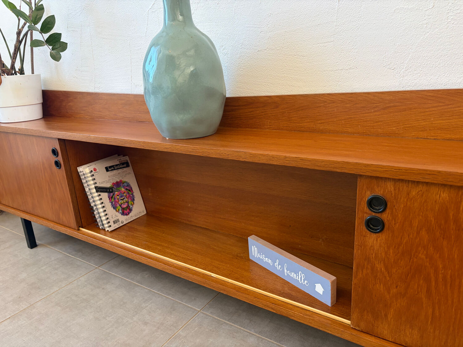 Vintage low enfilade from the 1960s (shallow)